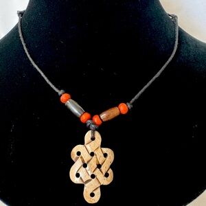 Endless knot pendant necklace